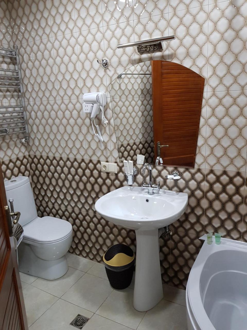 Hotel Villa Κουτάισι Εξωτερικό φωτογραφία